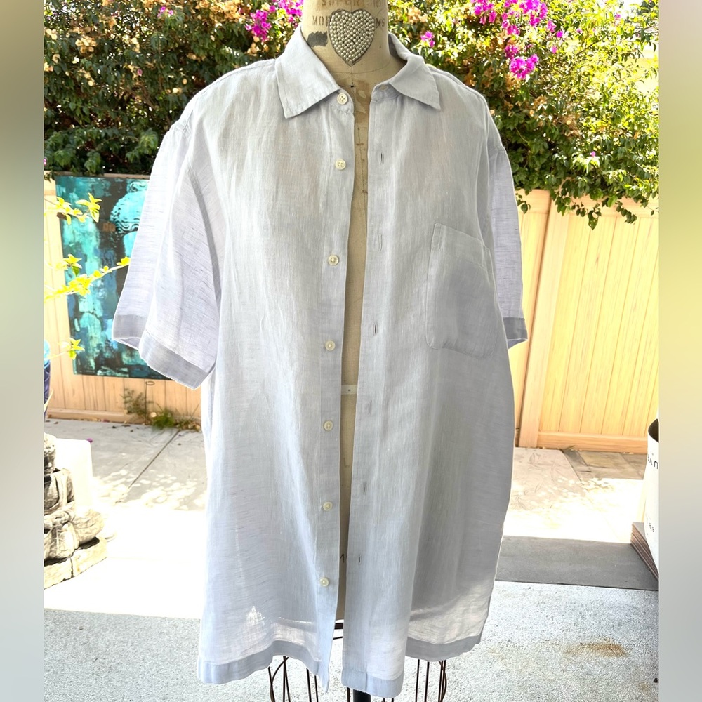 Men’s Club Room Luxury Linen white dress shirt, short sleeve excellent condition